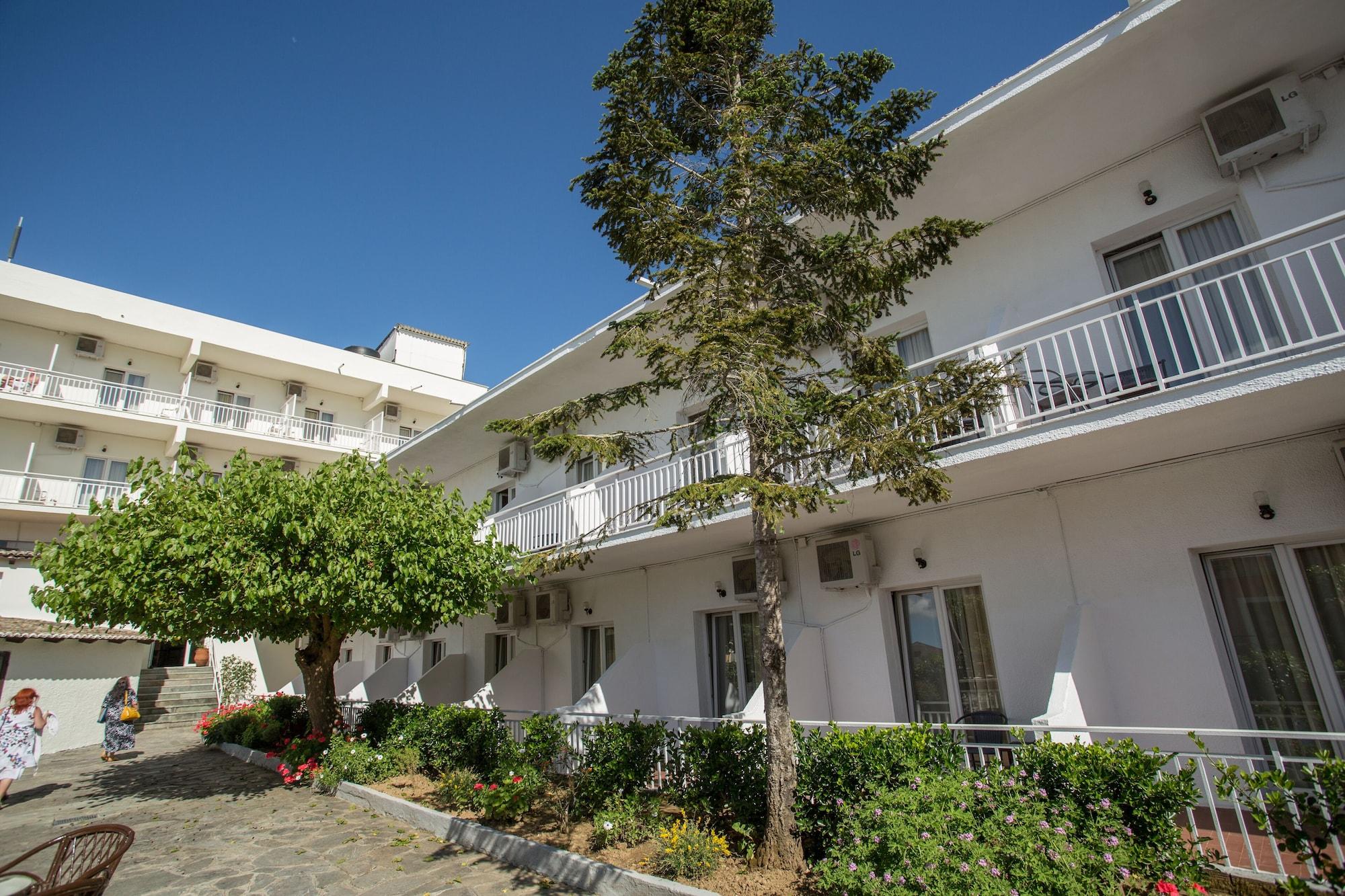 Popi Star Hotel Guviá Kültér fotó